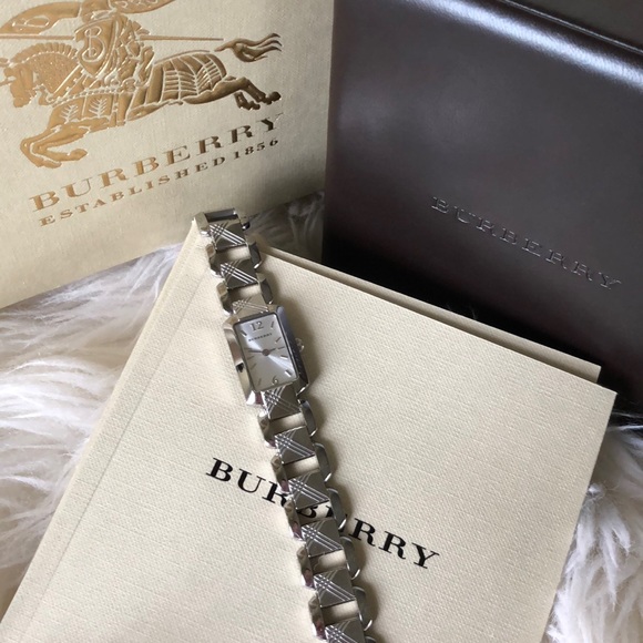 Burberry Silver Stainless Steel Heritage Watch